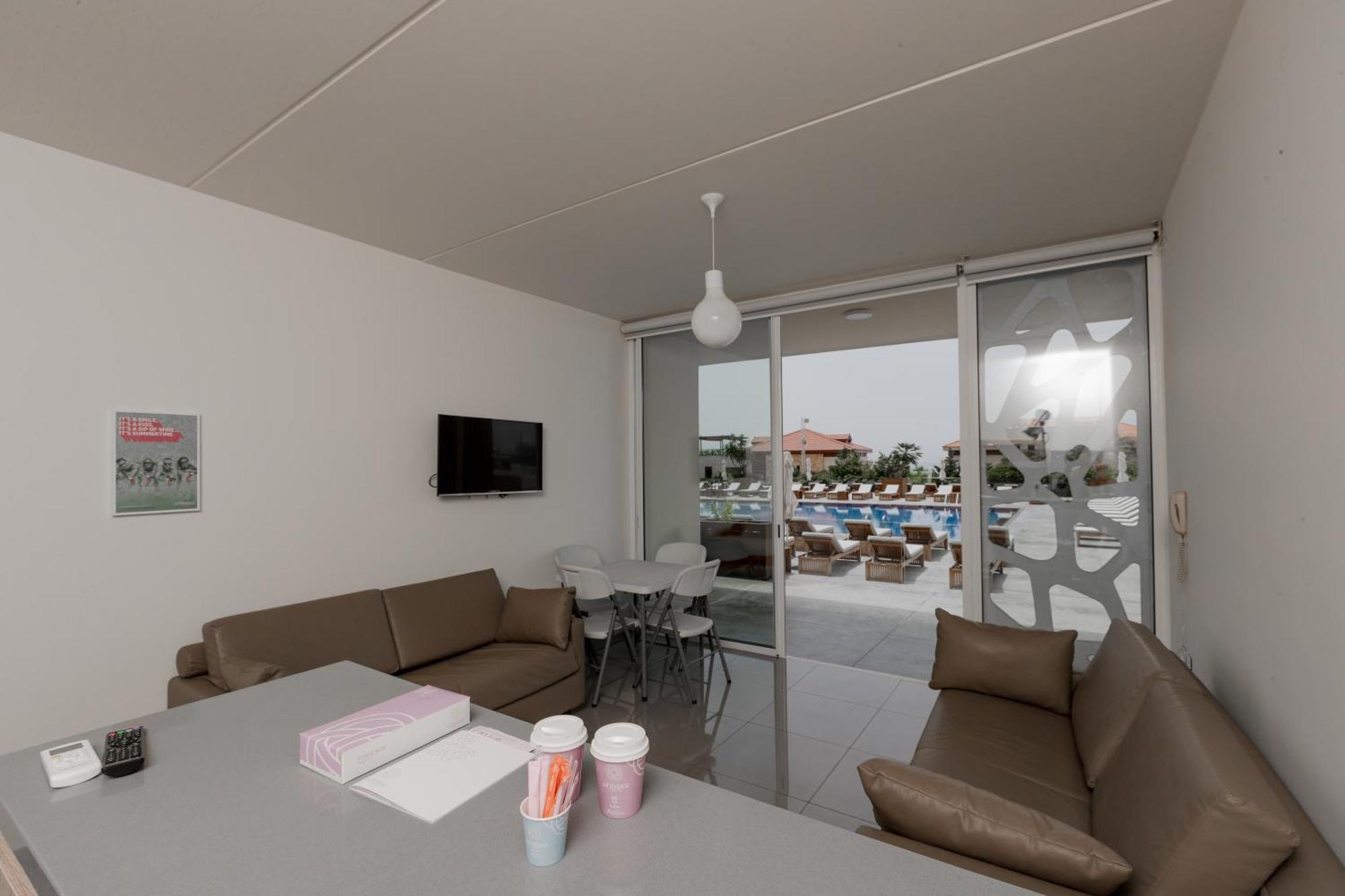 Whitelace Resort Byblos Esterno foto